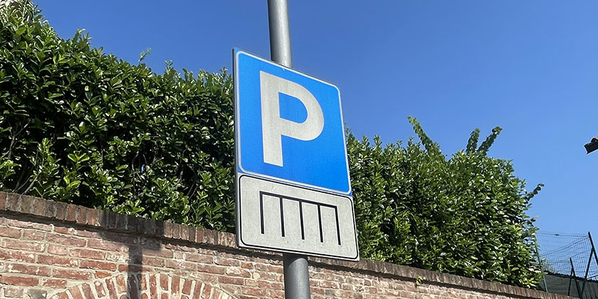 Sospensione pagamento parcheggi mese di agosto